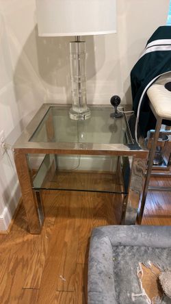 Z gallery end table, glass