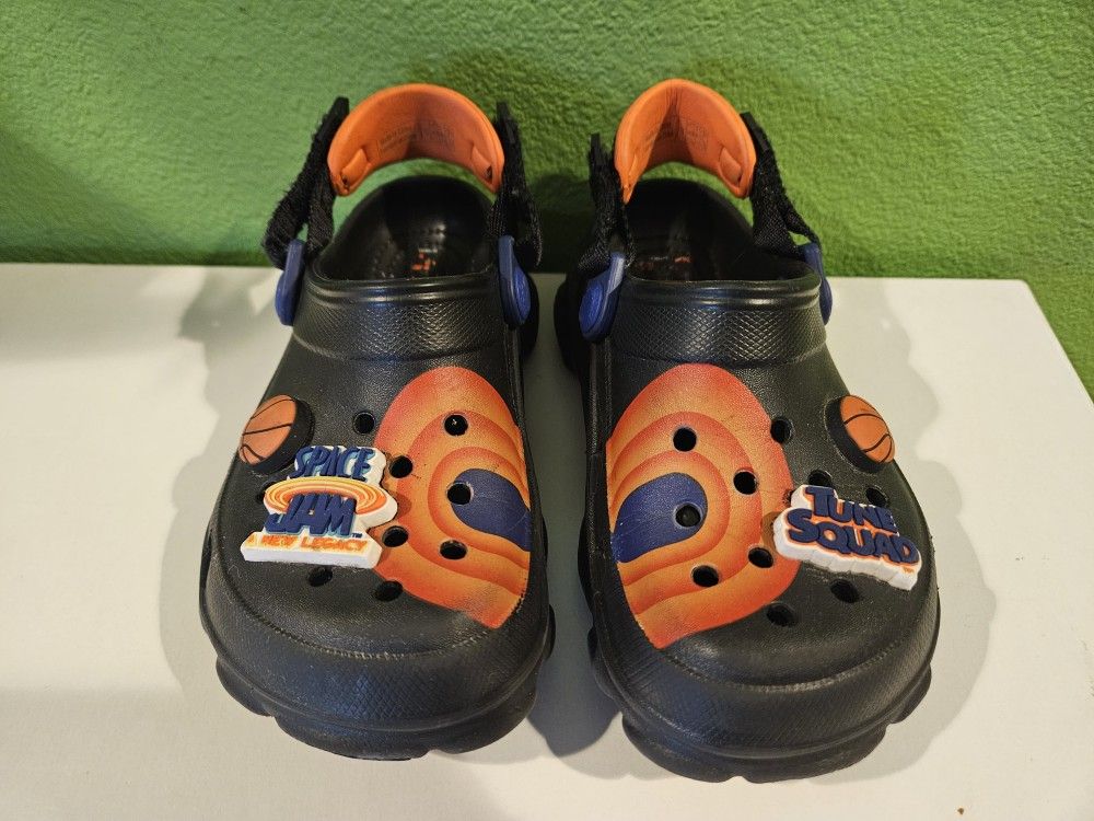 Toddler Space Jam Crocs. Size 12C