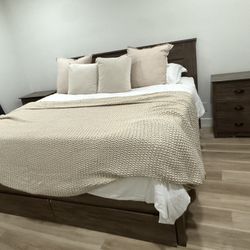 King Bed Frame With Drawers 
