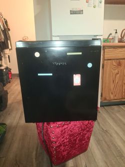 Hisense Black Mini Fridge