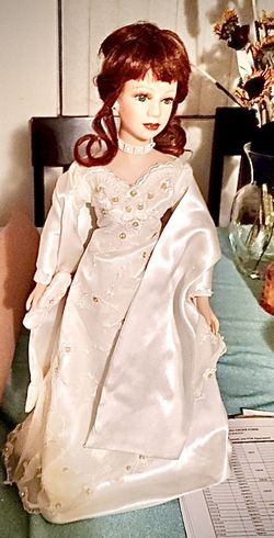 Beautiful Antique Wedding Collector Doll