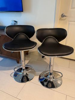 Bar stools chairs