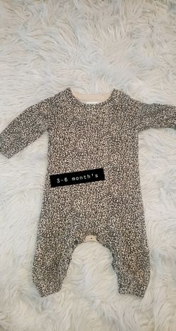 Leopard baby onsie