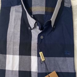 Burberry Short Sleeve Size M&L