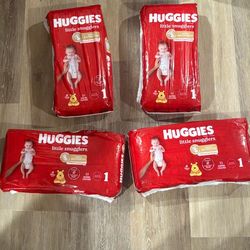 Huggies snugglers size 1 diapers