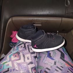 Jordan 1 Flight 4 Black and Hot Pink

