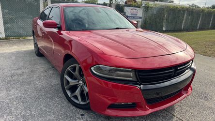 Dodge Charger R/T 5.7 hemi