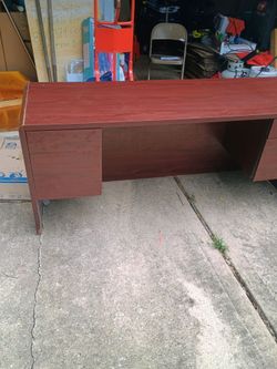 Escritorio 100 %Madera