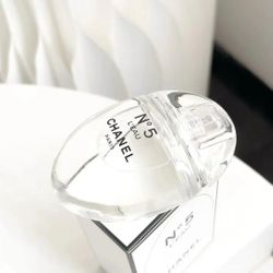 Chanel No. 5 perfume spray 50 ml (Limited Edition) New