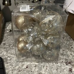 Christmas Tree Decor