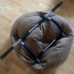Pull Up Bar 