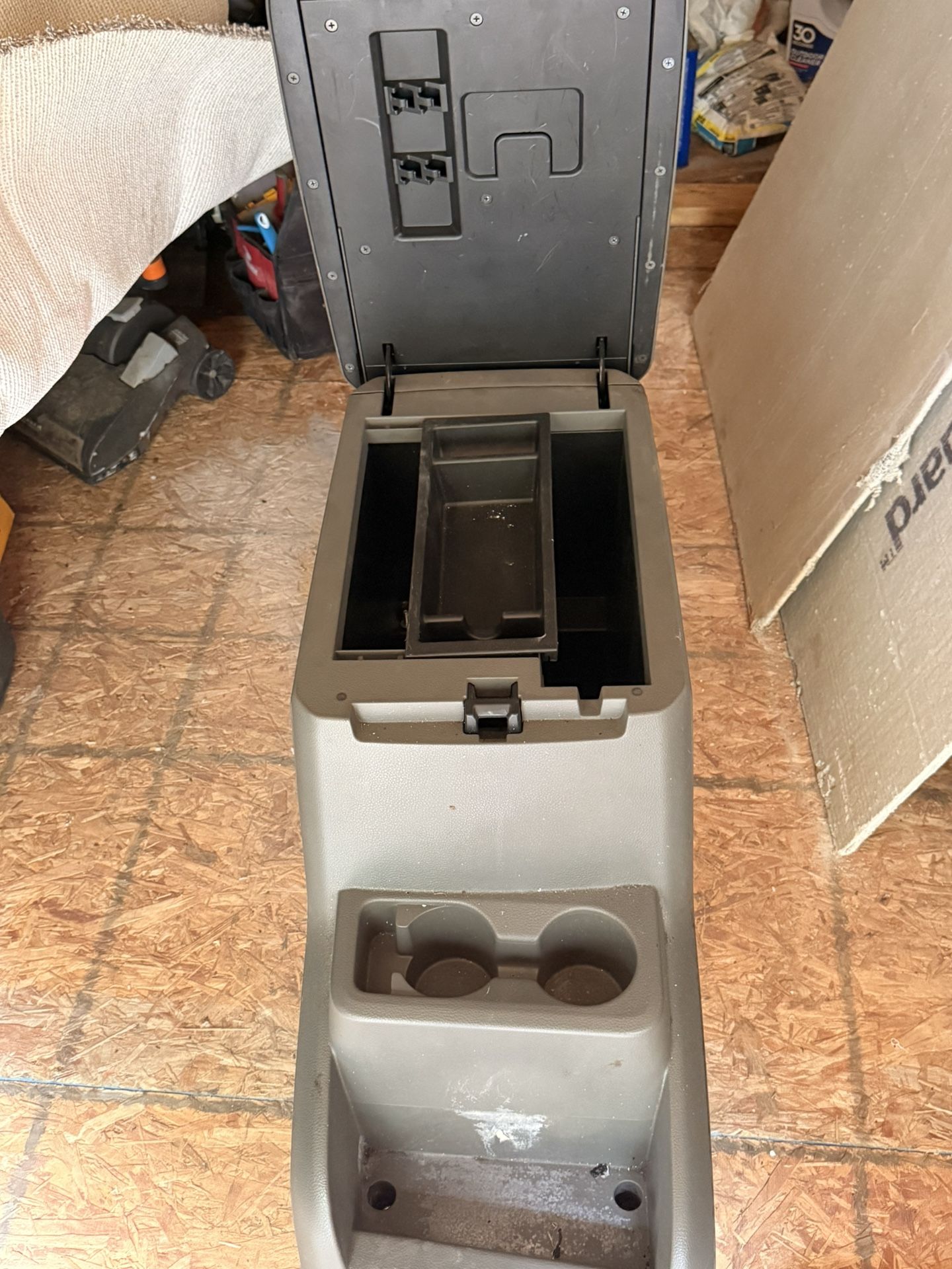 Nissan Center Counter