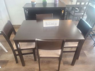 5 pc brown dining set with tan seats