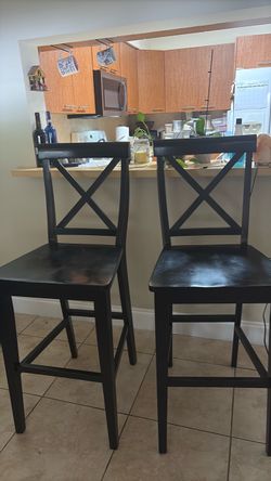 Black bar stool chairs