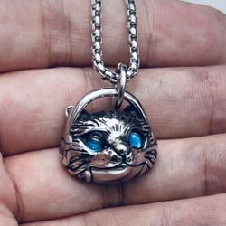 Girls women’s boys Cute Kitty Cat wearing headphone pendant necklace with chain