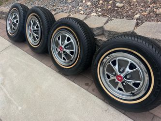 Ford Mustang Tires, Wheels and Hub Caps