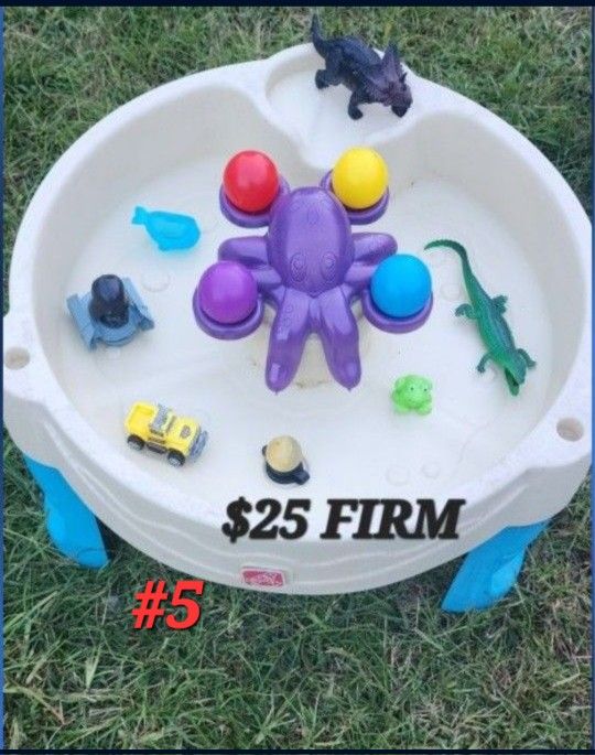 Water Table W Toys