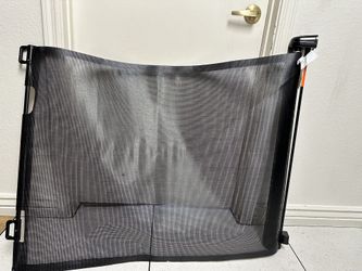 Mesh Gate