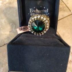 Bold Costume Ring 💍