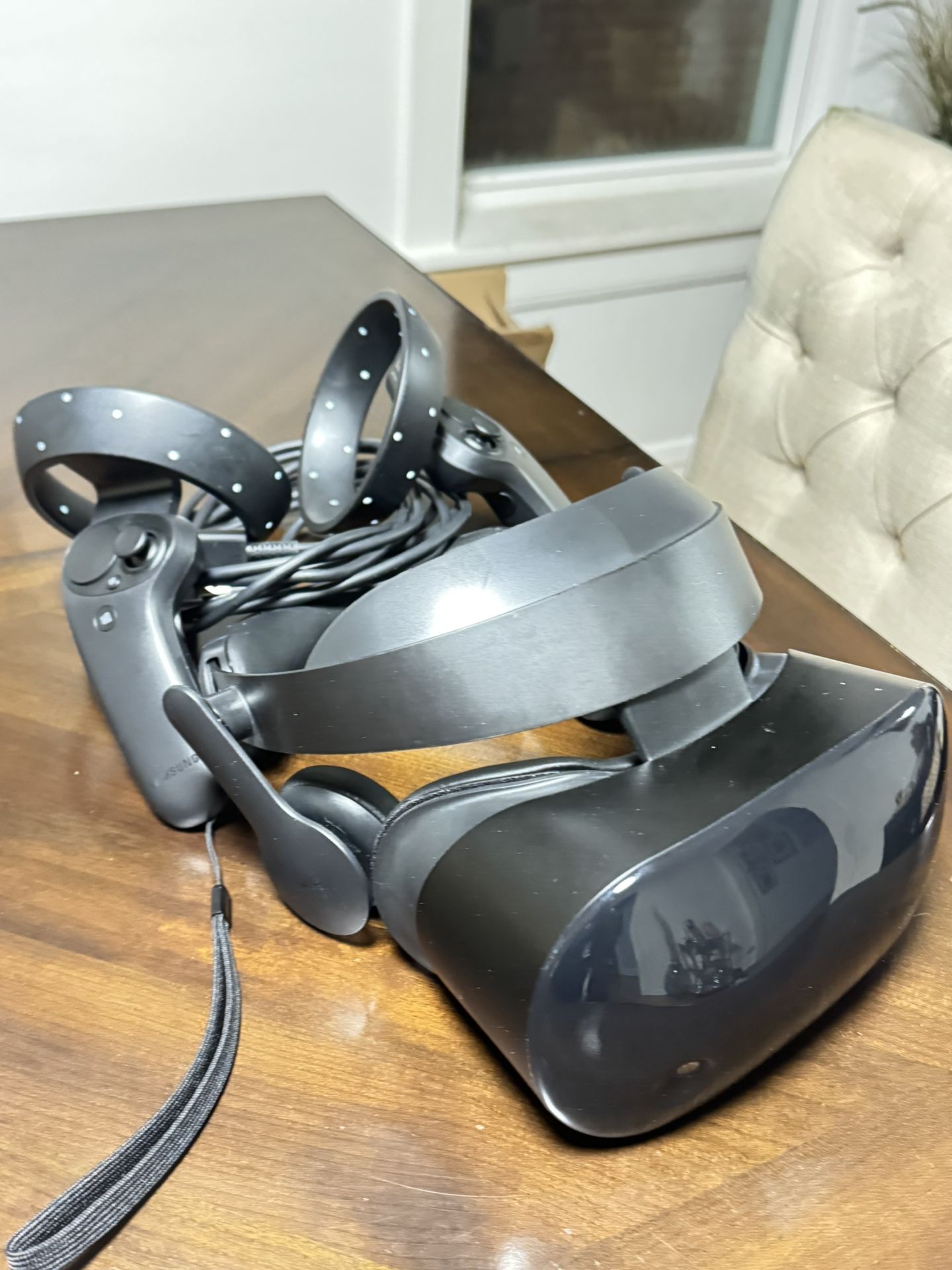 SAMSUNG'S HMD ODYSSEY: