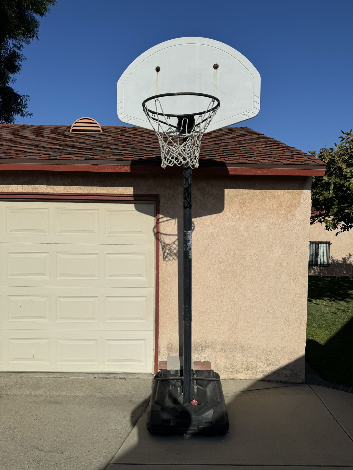 Adjustable Moveable Basketball Hoop