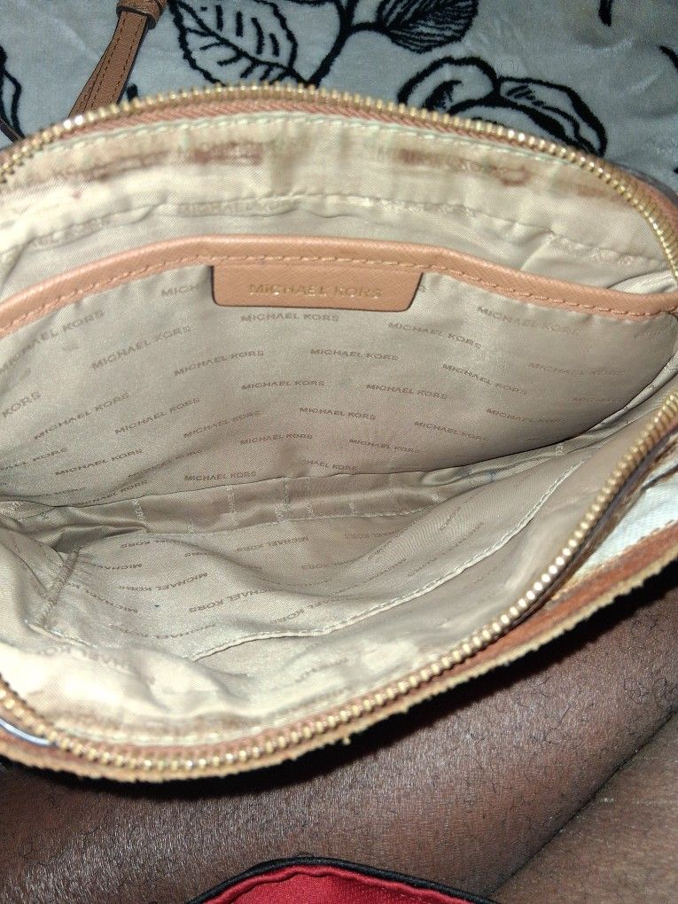 Michael Kors Crossbody Bag