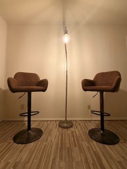 RUSTIC BARSTOOL CHAIRS