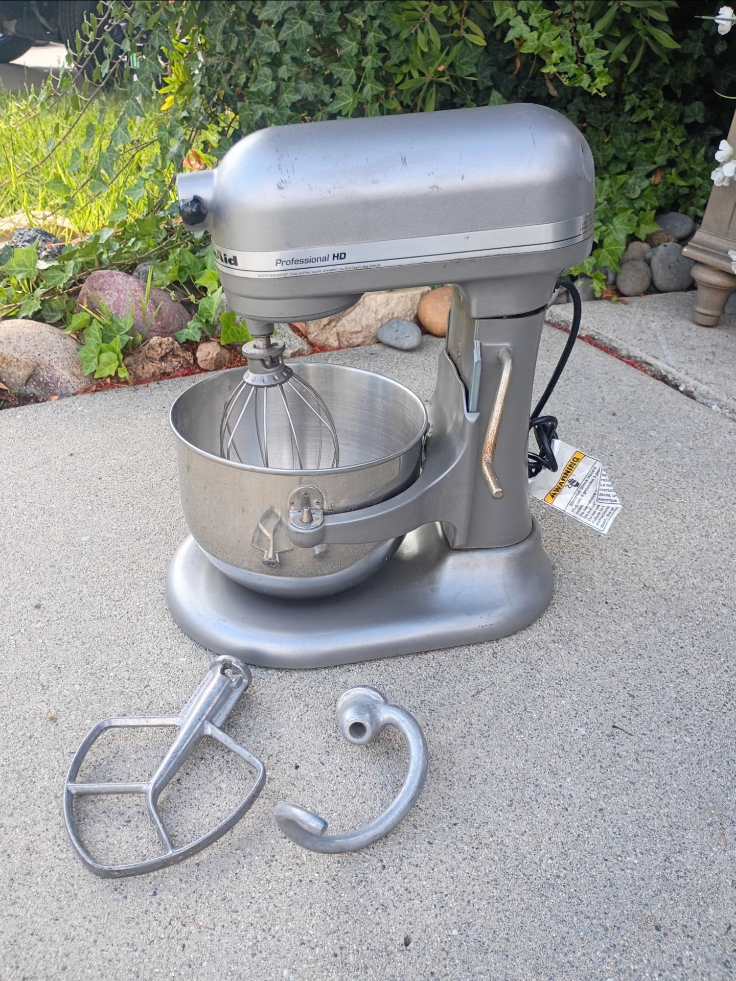 KitchenAid Mixer Works Great