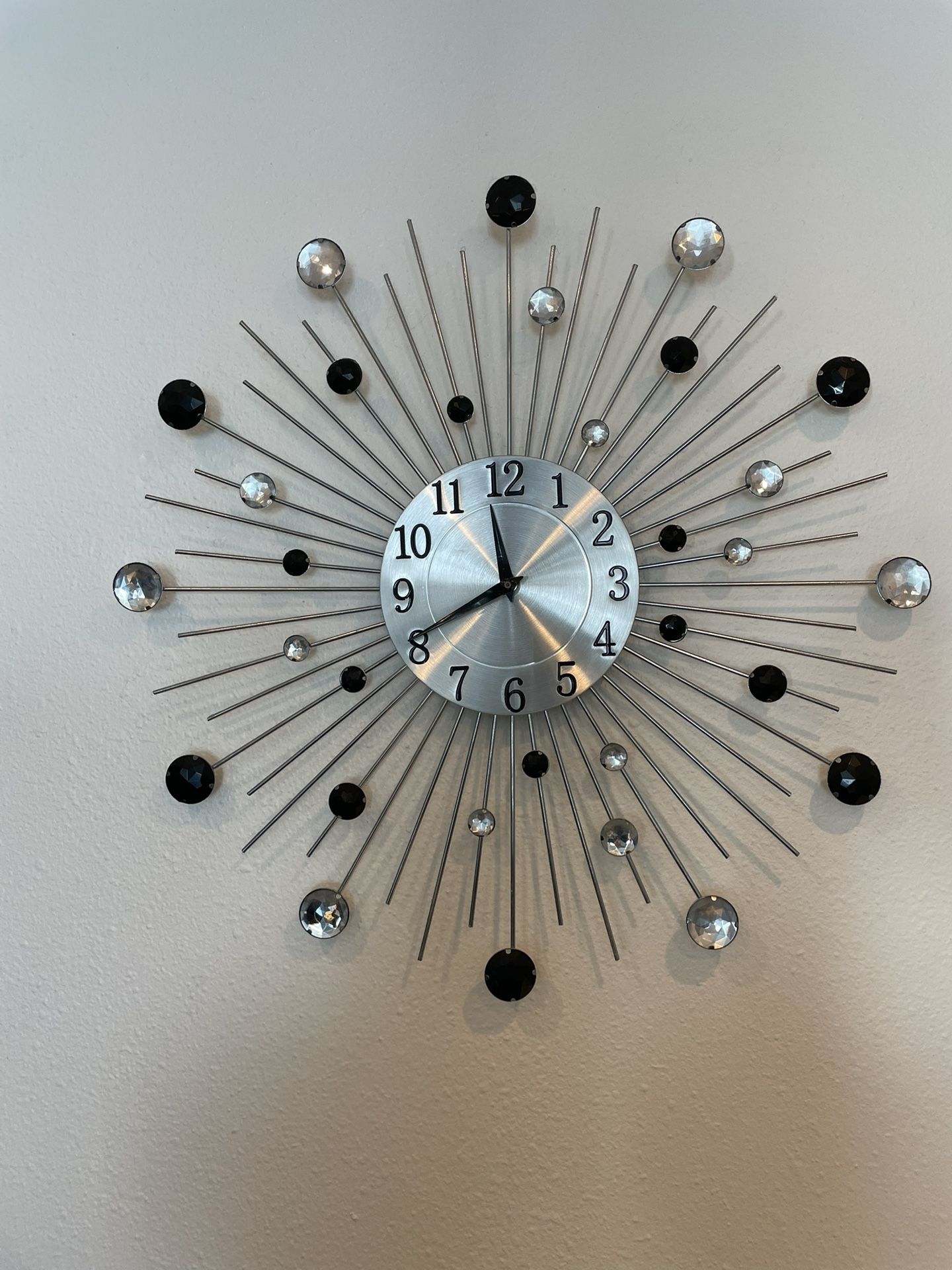 Clock 19in