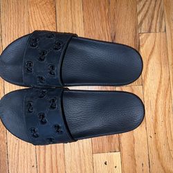 Gucci slides Authentic Size 10 With Box