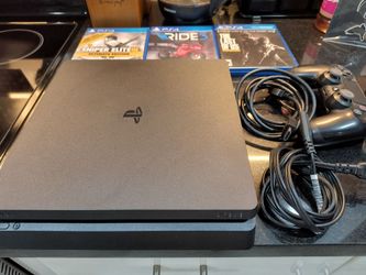 PS4 Slim 1TB barely used