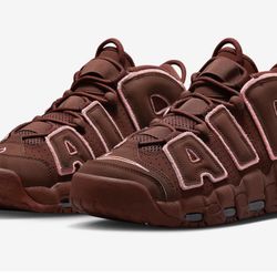 Nike Uptempo Valentines Day 