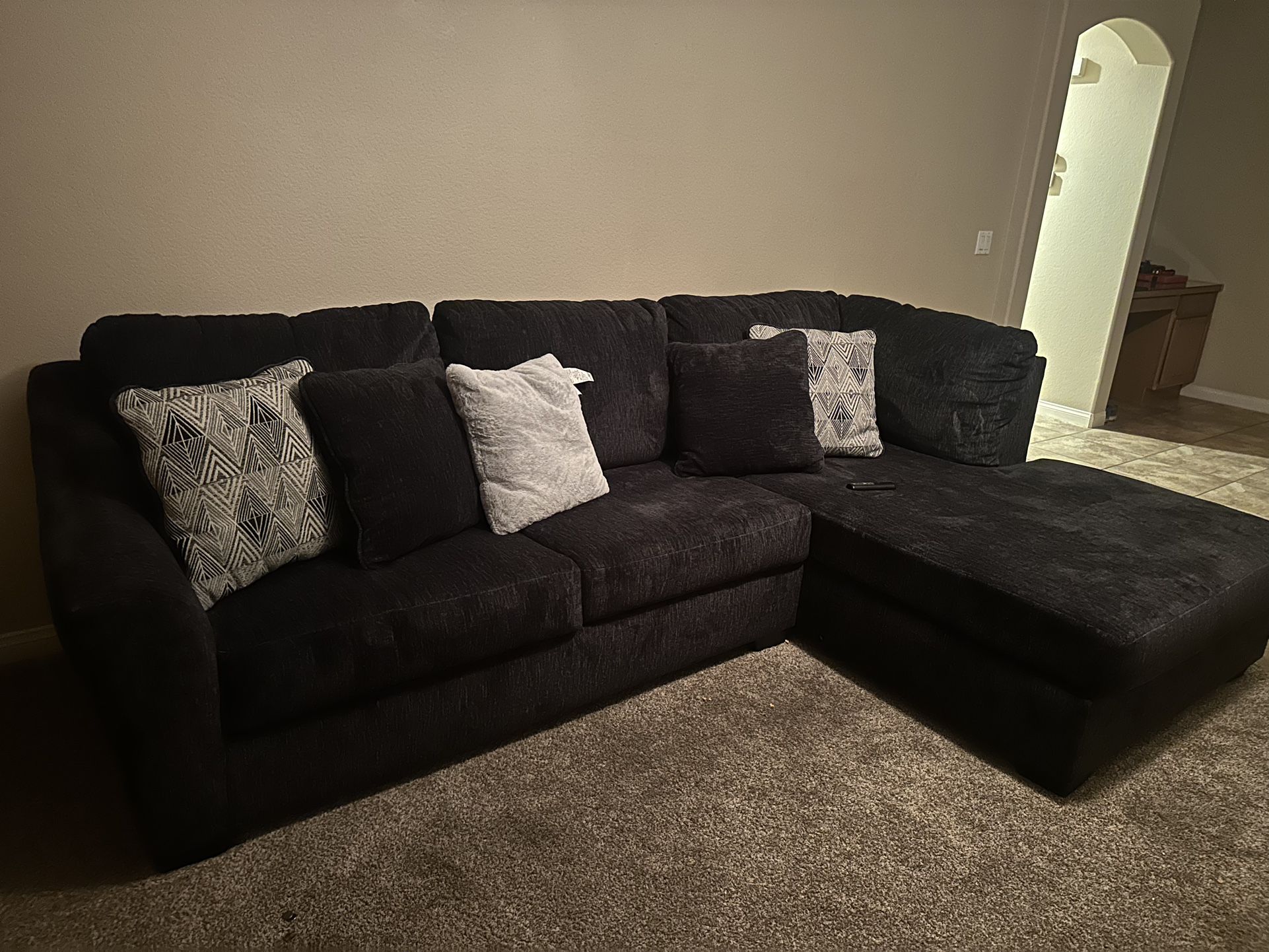 2 piece sectional couches