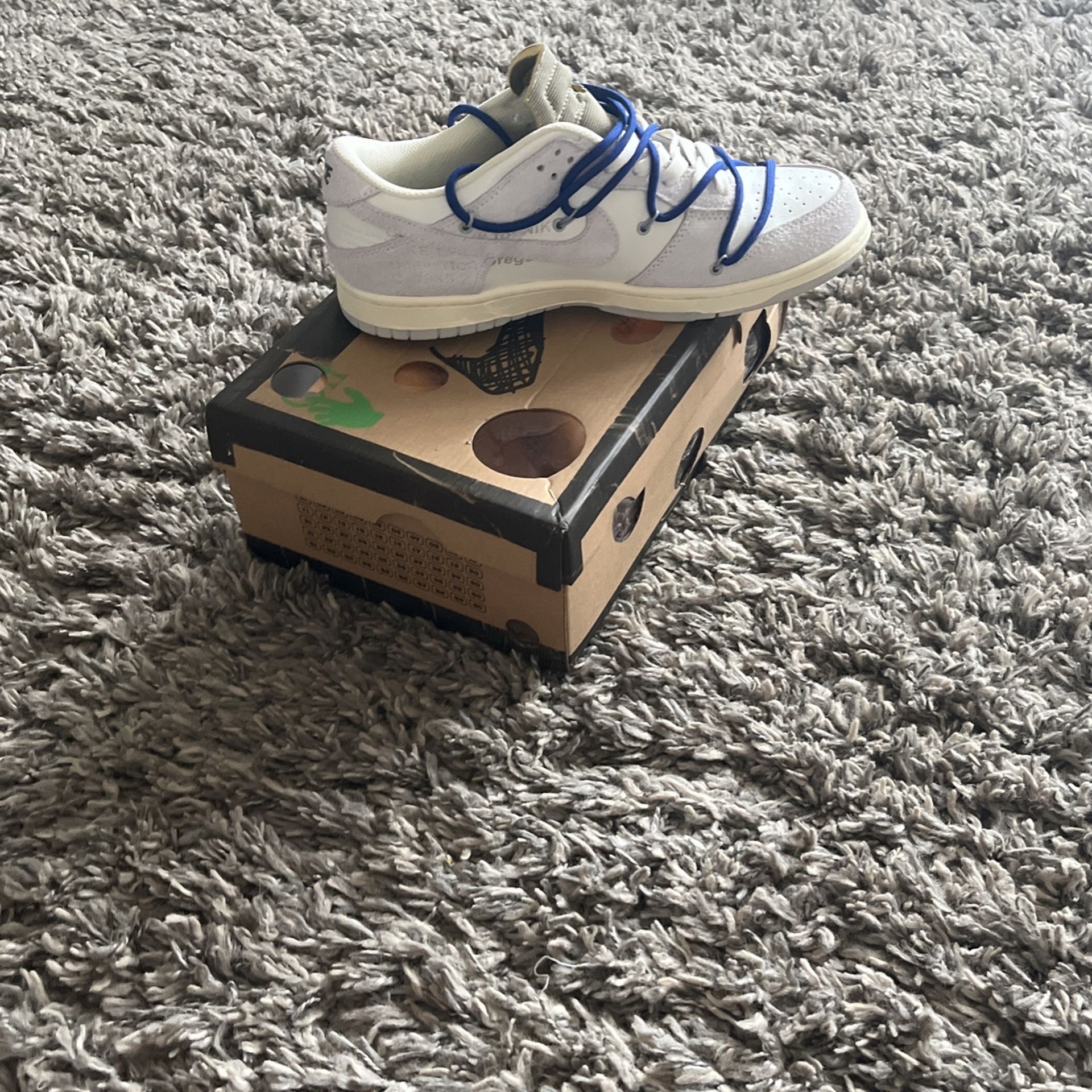 Off White Dunk Low Lot 32 - Main Image