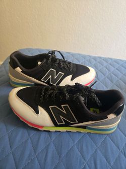 Black and White New Balance 996  size 9