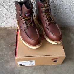 Red Wing Men’s Boots Size 8