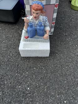 Salt And Pepper shaker