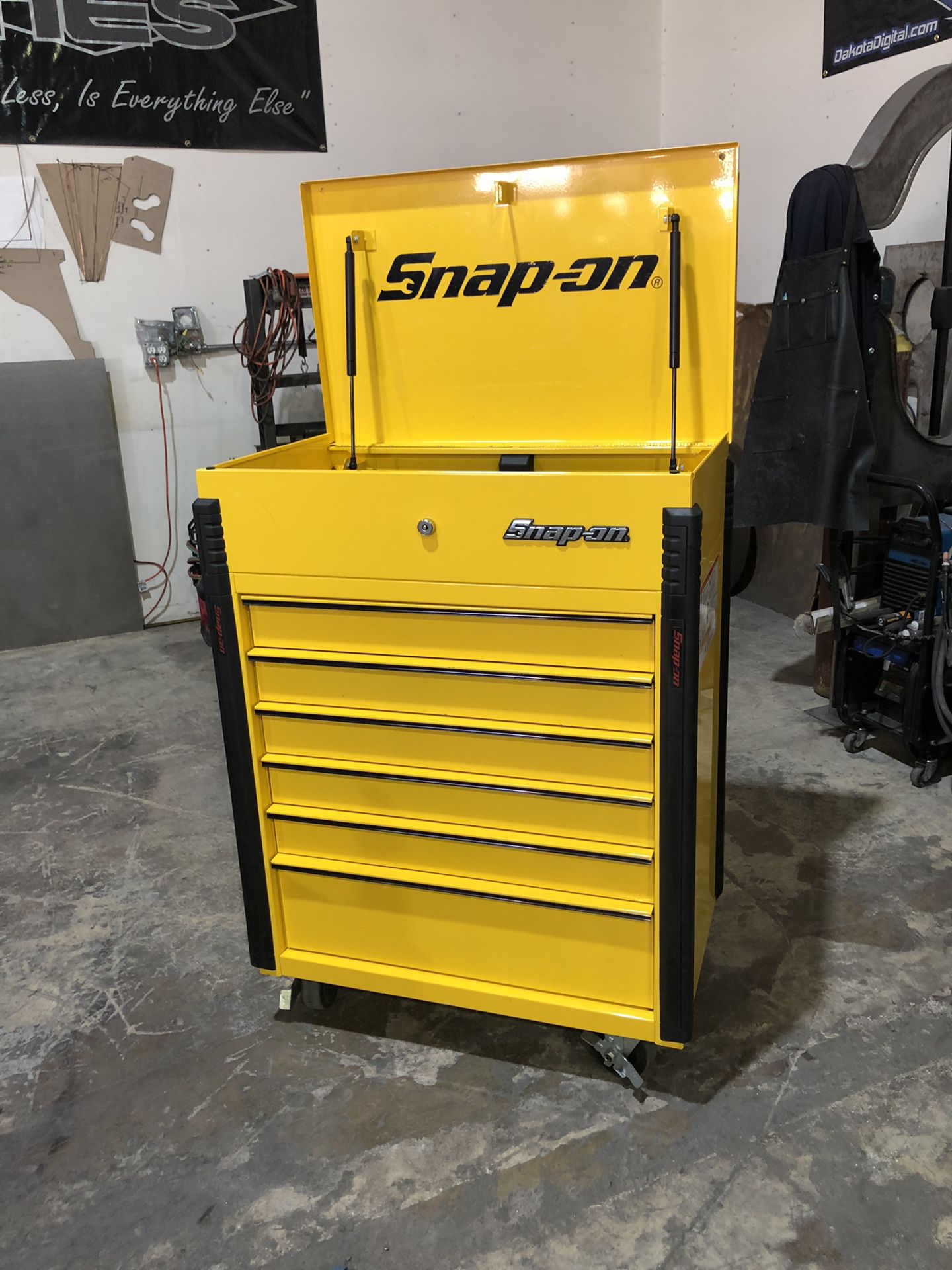 Snap on roll cart