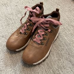 Never Worn Women’s Low Hiking Boots Size 6.5