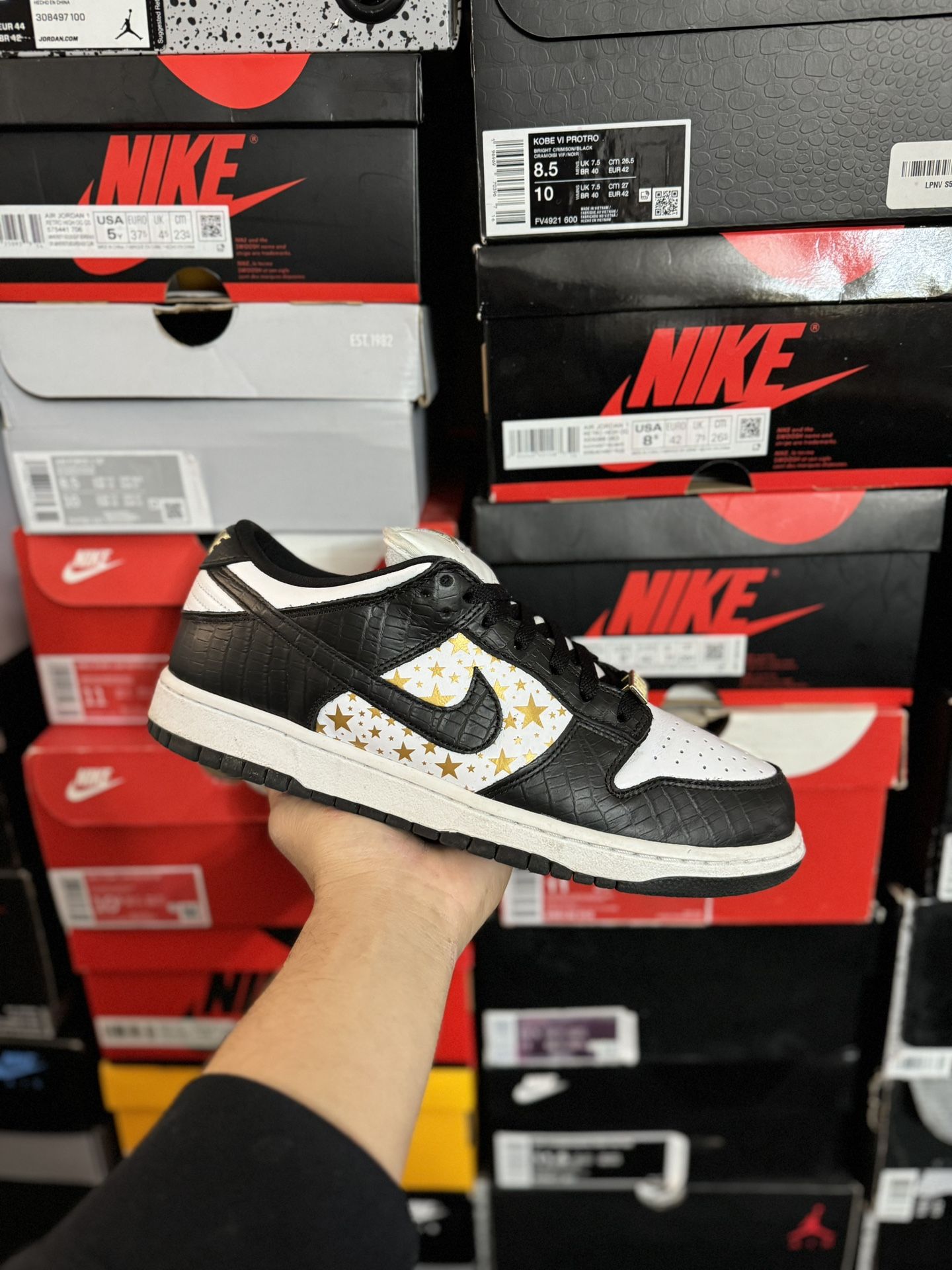 Nike SB Dunk Low Supreme Stars Black size 9.5 VNDS