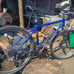 KONA MOUNTAIN BIKE. ALL ORIGINAL STICK PARTS. 