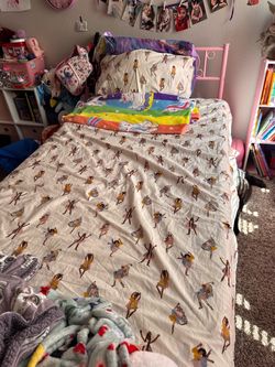 Girls twin bed with mattress
