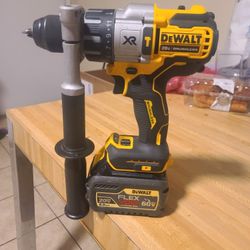 $250 Dewalt 20V XR Cordless HAMMER DRILL Brushless 3-Speed 1/2 in. With 60volt 6ah Battery 
(NO CHARGER)