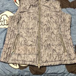 Women’s Puffy Vest
