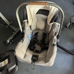 Nuna Pipa Rx Infant Car seat 2023 With Base 