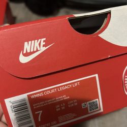 WMNS COURT LEGACY LIFT