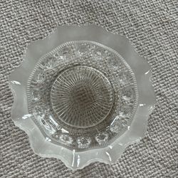 Vintage 1930’s Davidson England Frosted Clear Pressed Glass Small Trinket Bowl /Candy Dish 