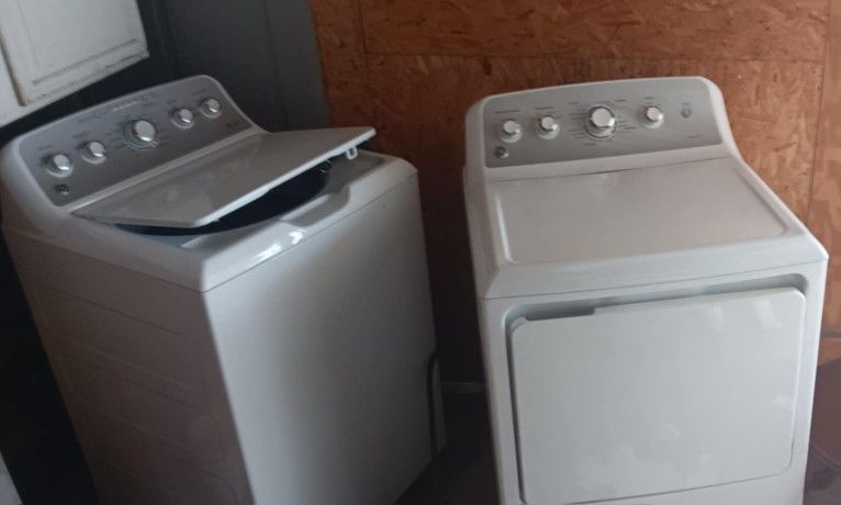 Brand New Washer And Drier Combo Both White Full Size