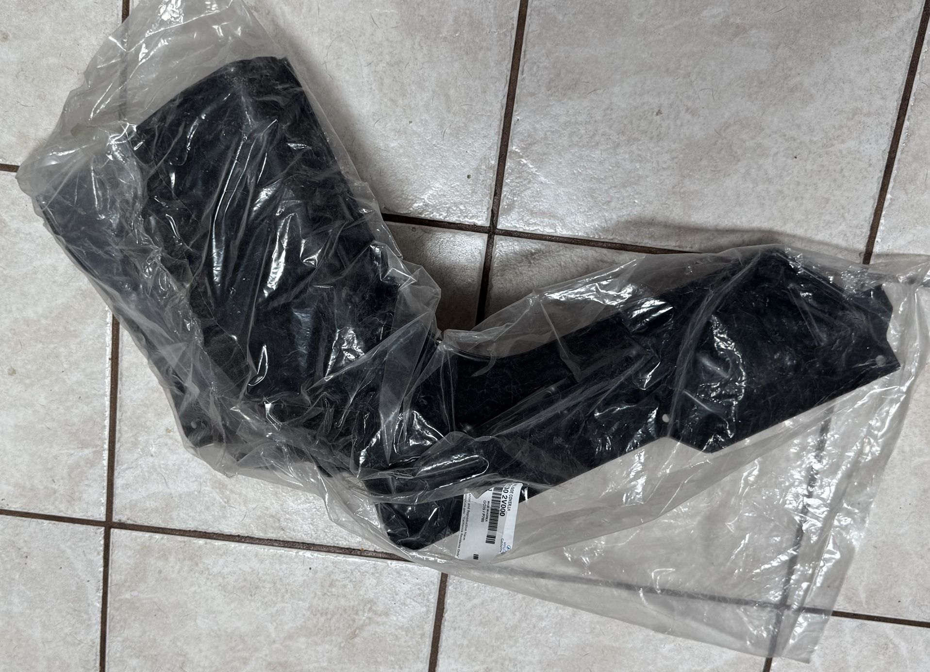 Hyundai Veloster Radiator Support Splash Shield - Left