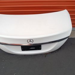 2015-2021 Mercedes C300 Complete Trunk Deck With Accessories OEM. 